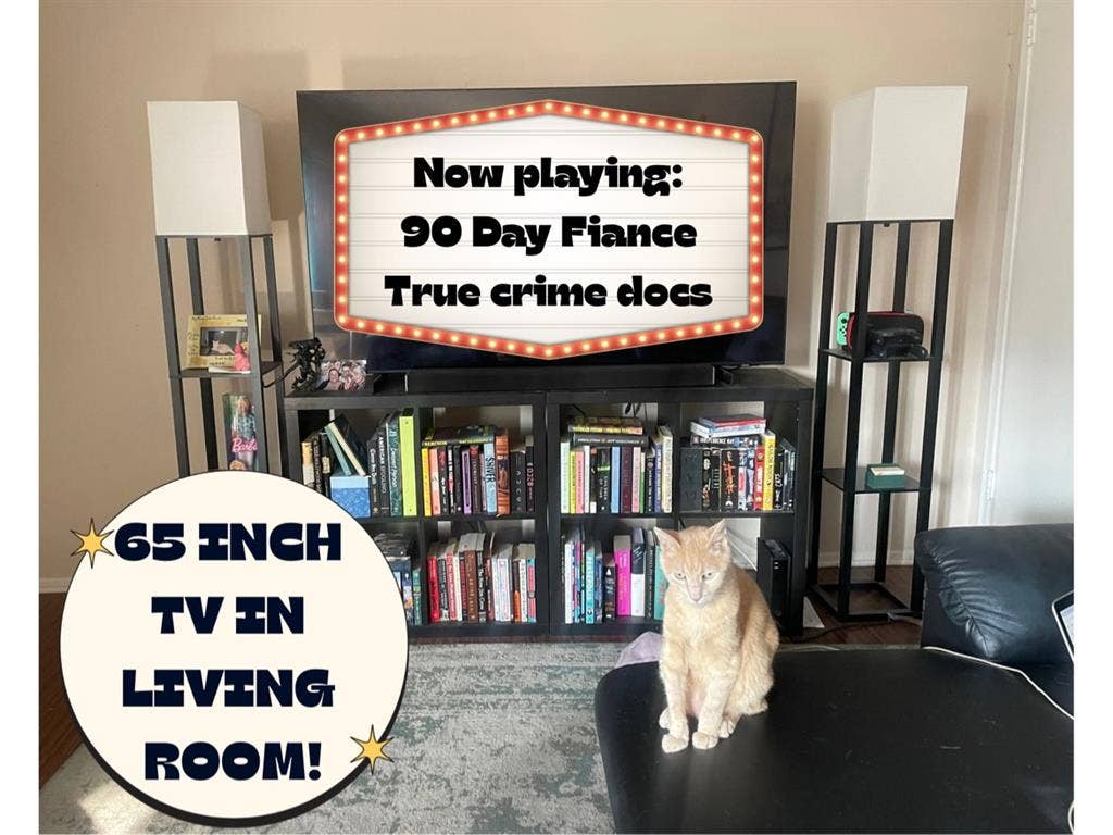 Huge room with en suite in Weho!