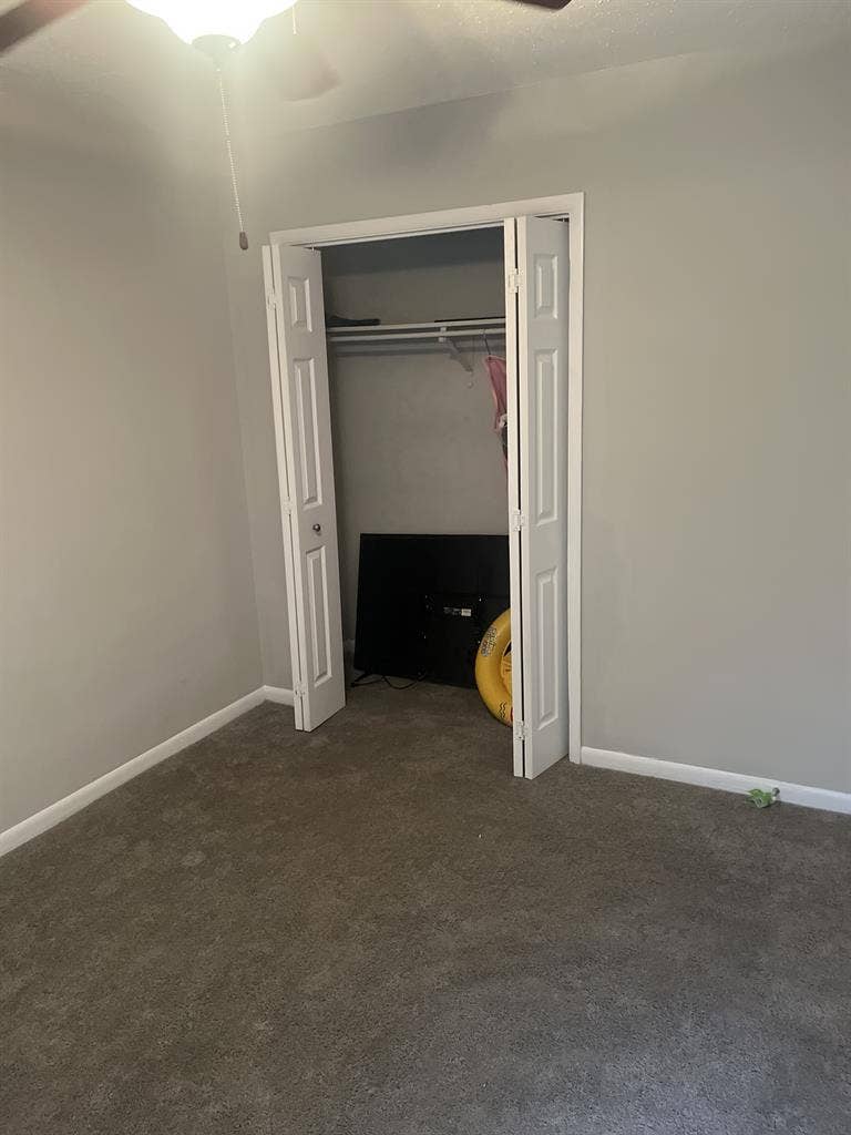 Single room available!