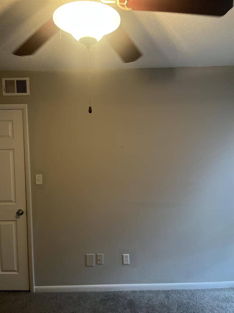 Single room available!