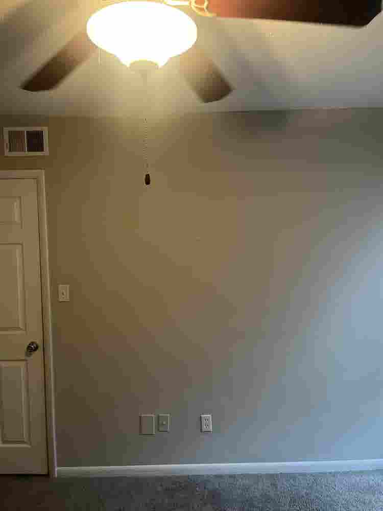 Single room available!