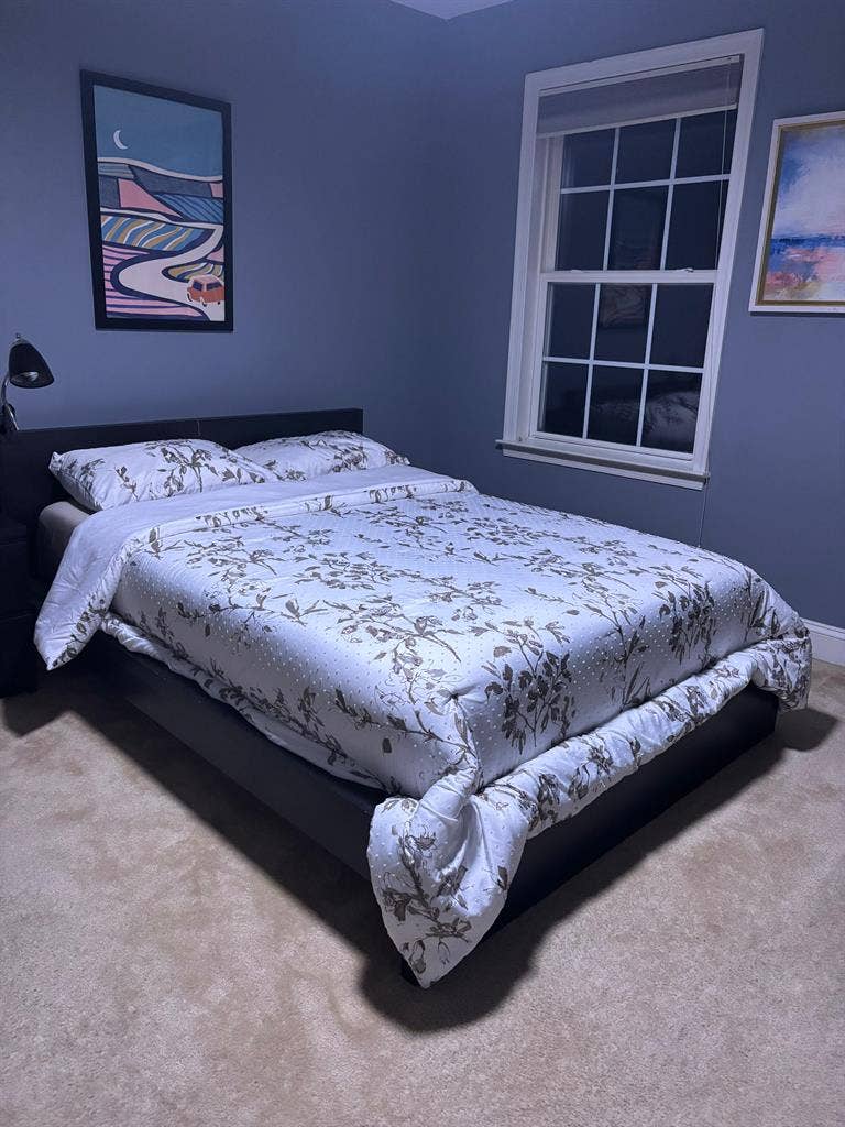 Furnished, big and beautiful room.
