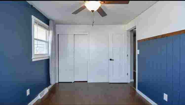 Searching for roommate(s)