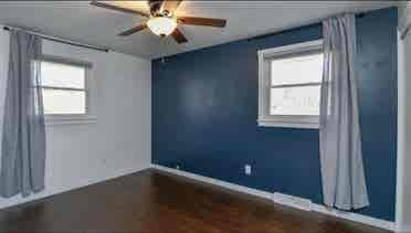 Searching for roommate(s)