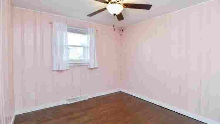 Searching for roommate(s)