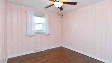 Searching for roommate(s)