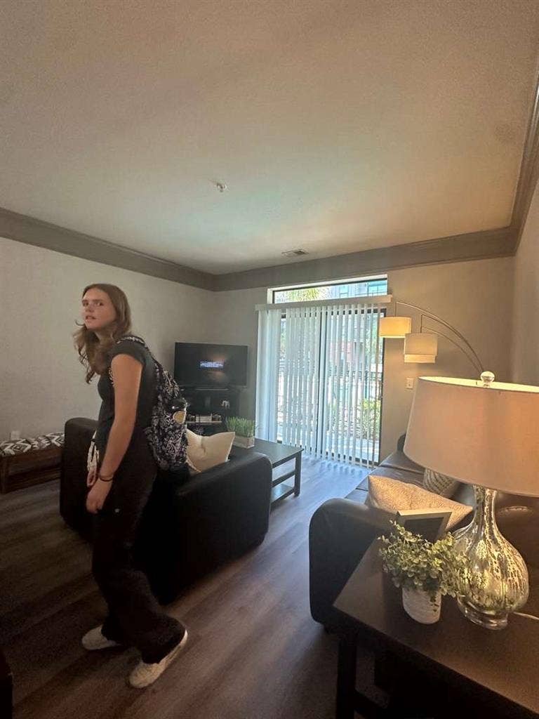 Sublease a room!