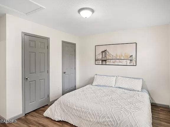 LRG.FURNISHED BEDROOM/ALL INCLUDED