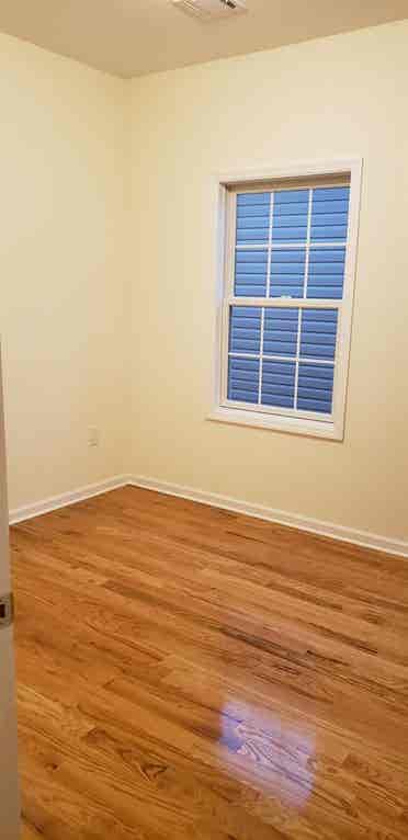 bath Apt in Harrison, NJ