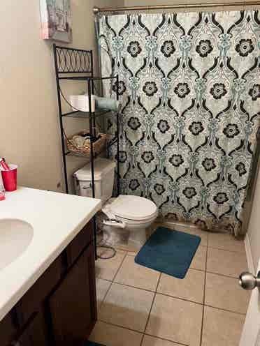 3 bdr furnished lake, Willow Brook