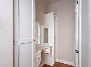 New grad needs Palo Alto roommate!