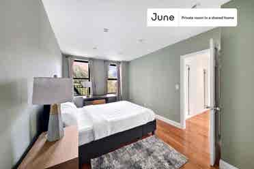 4 BR in New York City