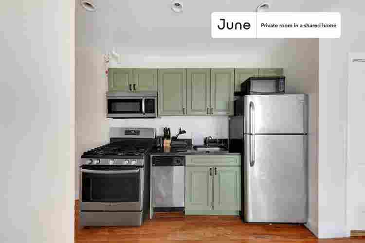 4 BR in New York City
