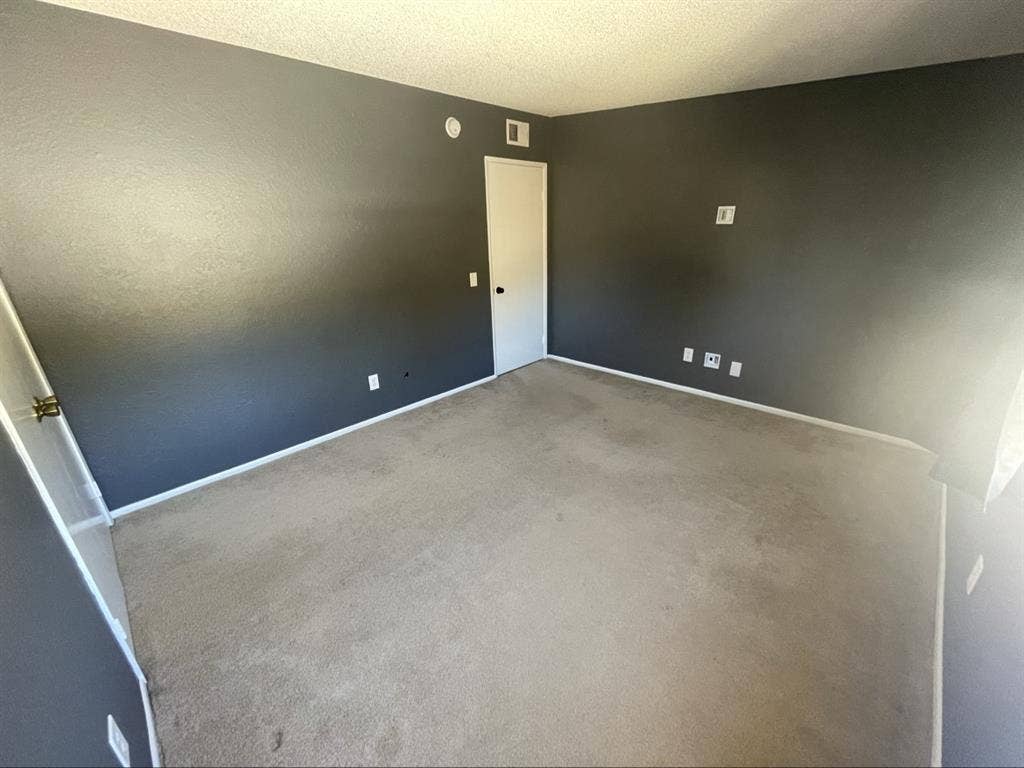 Private room with shared bathroom