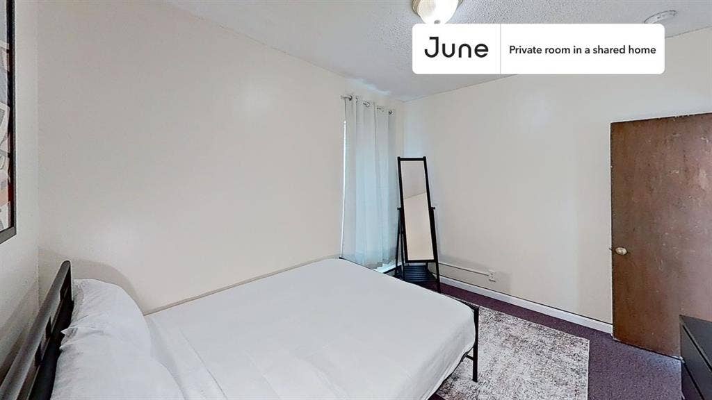 3 BR in Boston