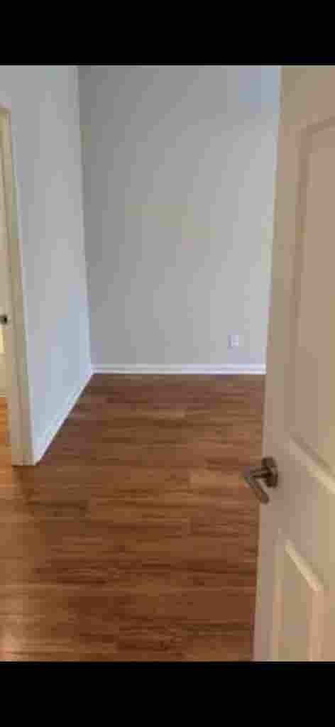 MASTER BEDROOM AVAILABLE BELLEVUE