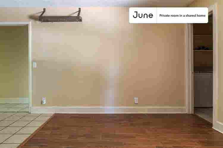 3 BR in Austin