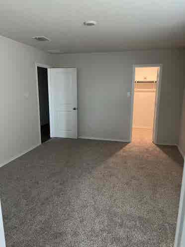 Furnish-able
 Co-Living Comfortably