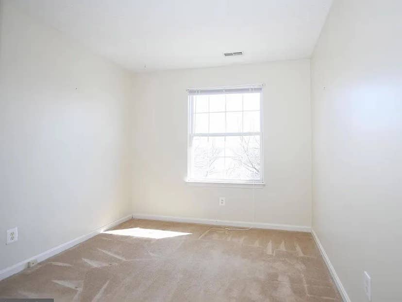 Two rooms for rent!