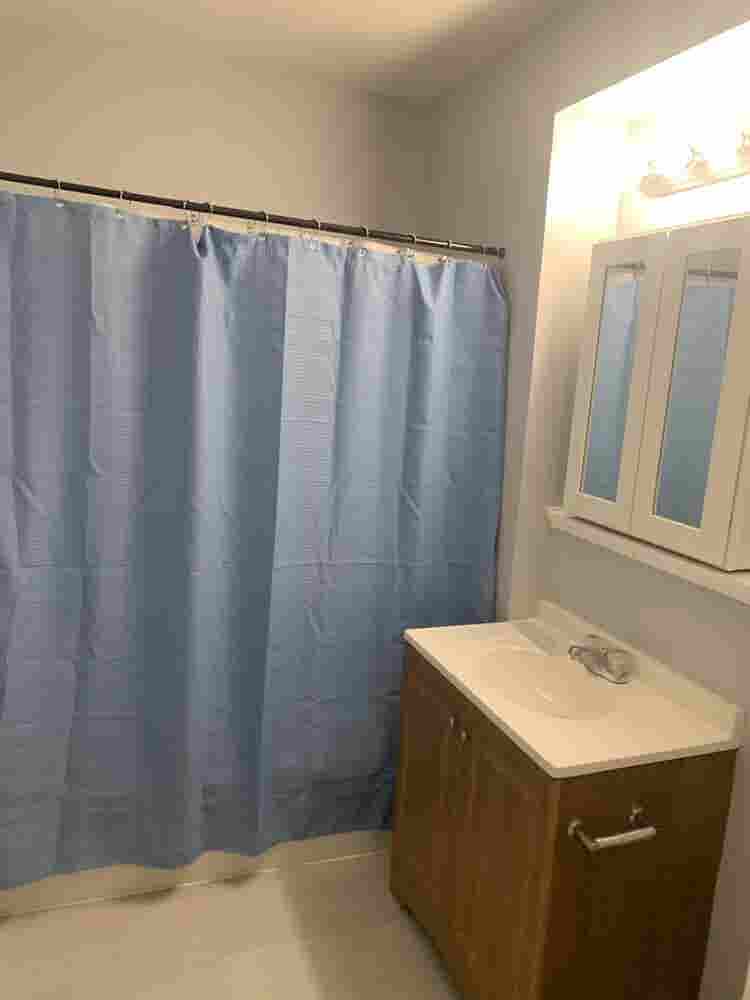 Fully furnished room in black rock
