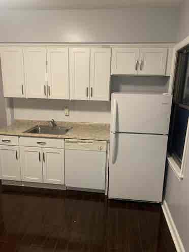 Fully furnished room in black rock