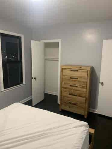 Fully furnished room in black rock