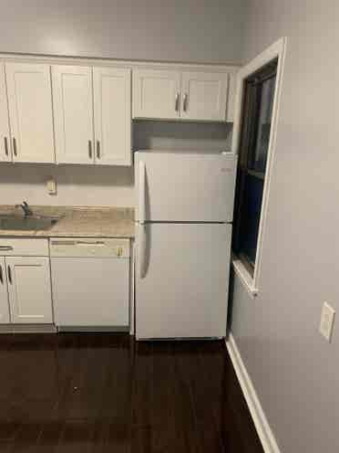 Fully furnished room in black rock