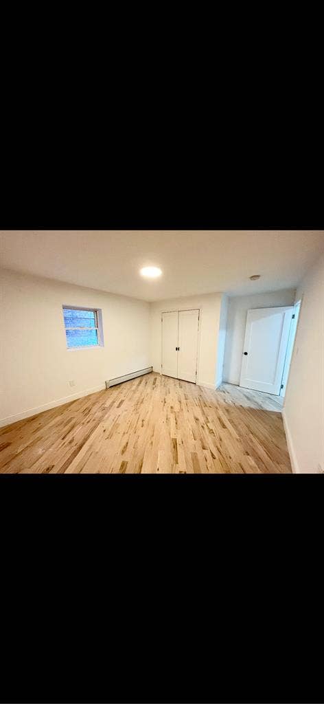 Big bedroom in bushwick! Backyard