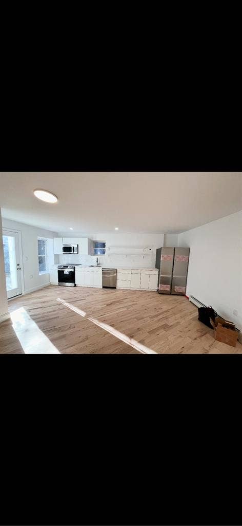 Big bedroom in bushwick! Backyard