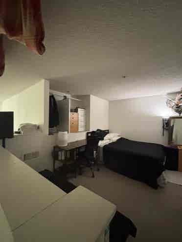 Private room for rent