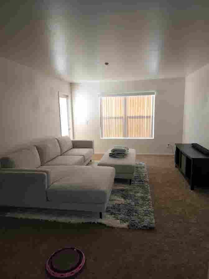 Beautiful room available now!