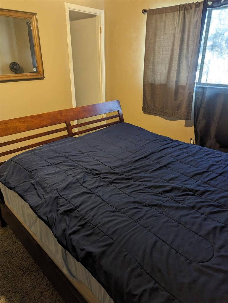Great room in a great neighborhood