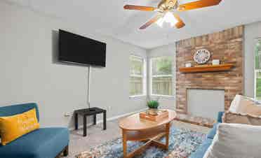 1 BR in Cedar Park