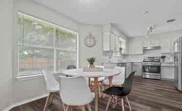 1 BR in Cedar Park
