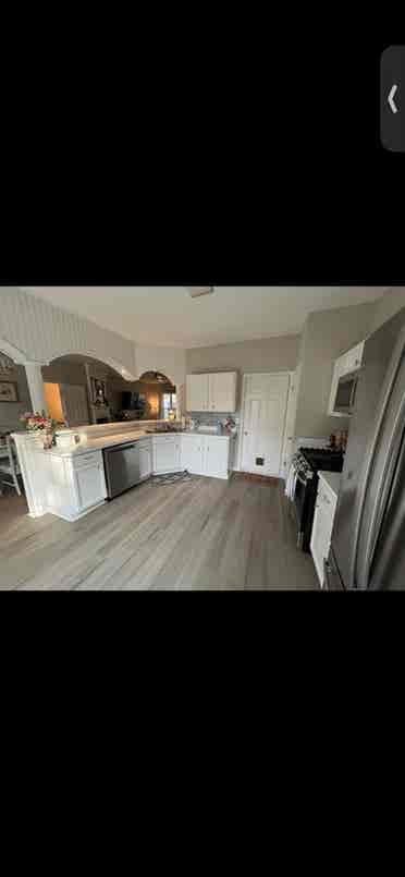 Looking for a roommate