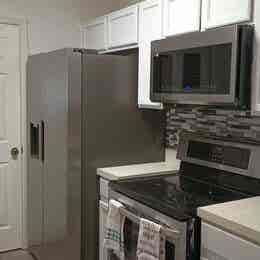 Renting a bedroom , VIP community