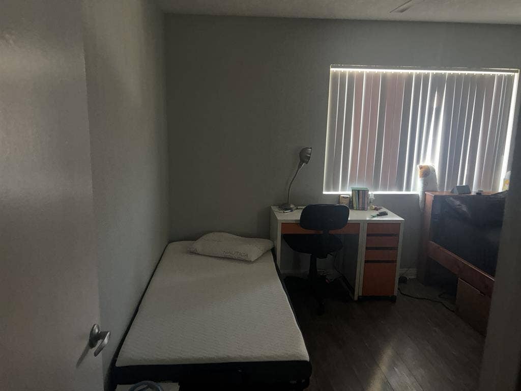 Need roommates to fill apartment