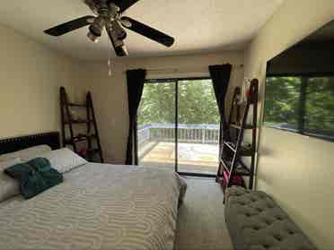 Room on the Lake!