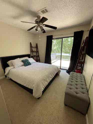 Room on the Lake!