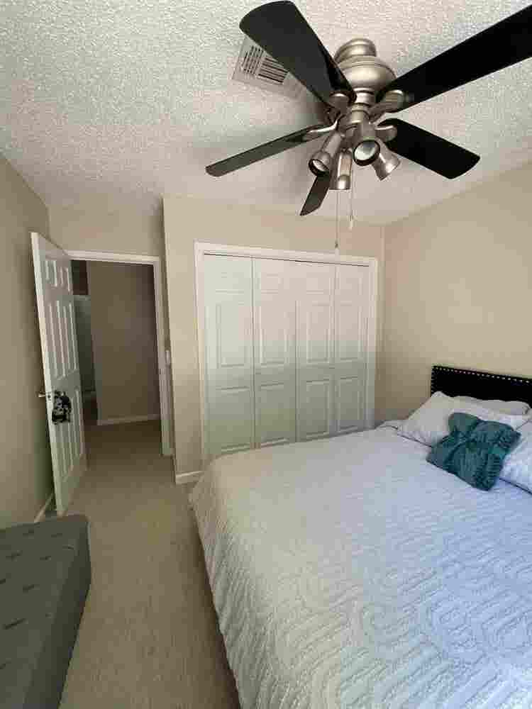 Room on the Lake!