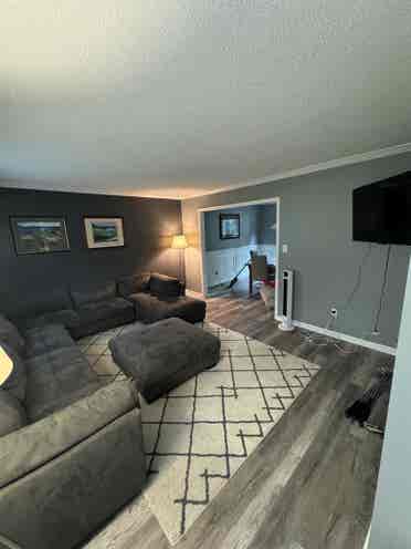 Looking for Roommates