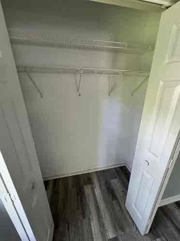 Looking for Roommates