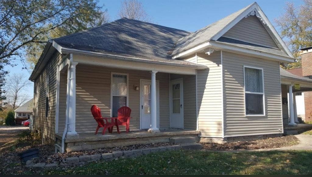 single bedroom in 4 bed household