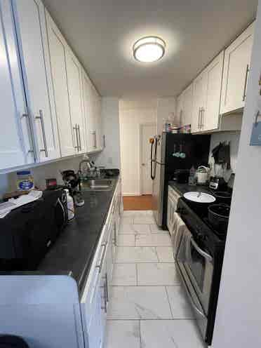 Third Roommate in West Harlem