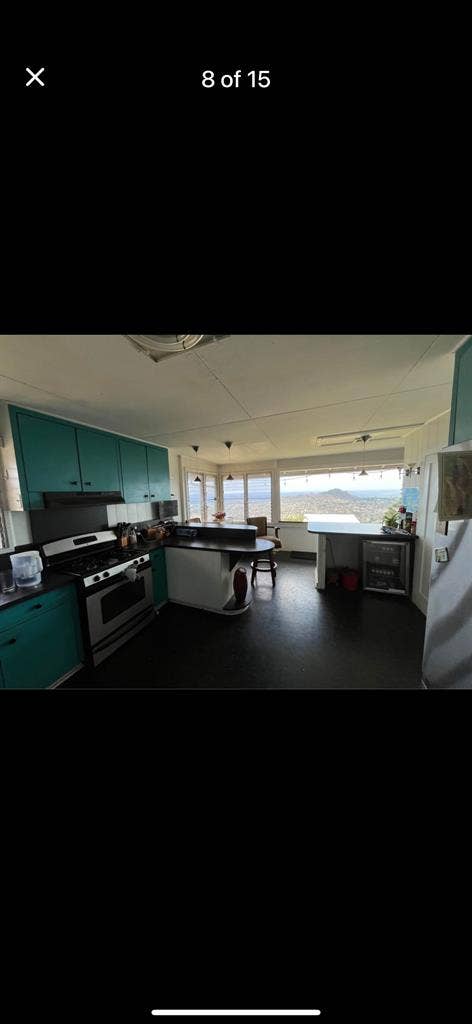 House on the Hill - room for rent