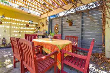 Charming Room w/ Private Entrance