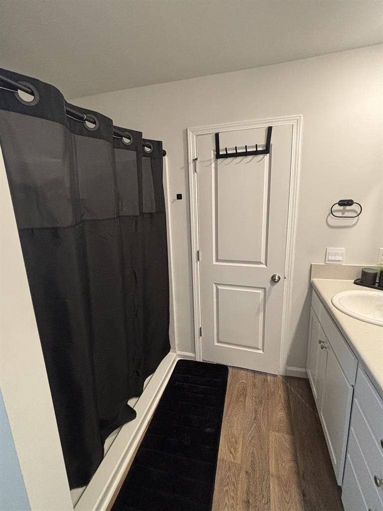 Master Suit + Projector for movies