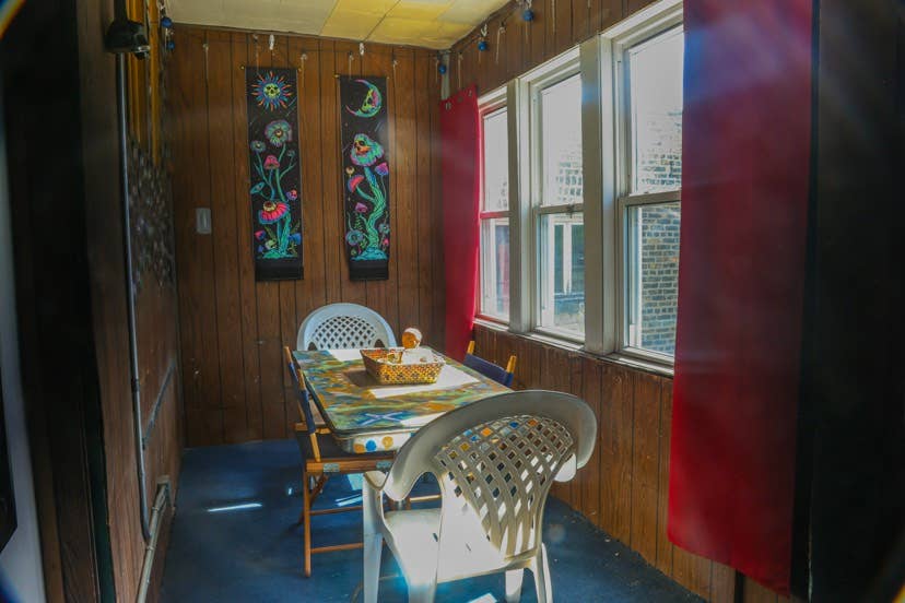 roommates wanted by Aug 1st!