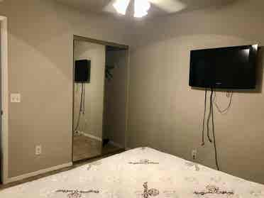 Private Room in Quiet Home - N.Phx