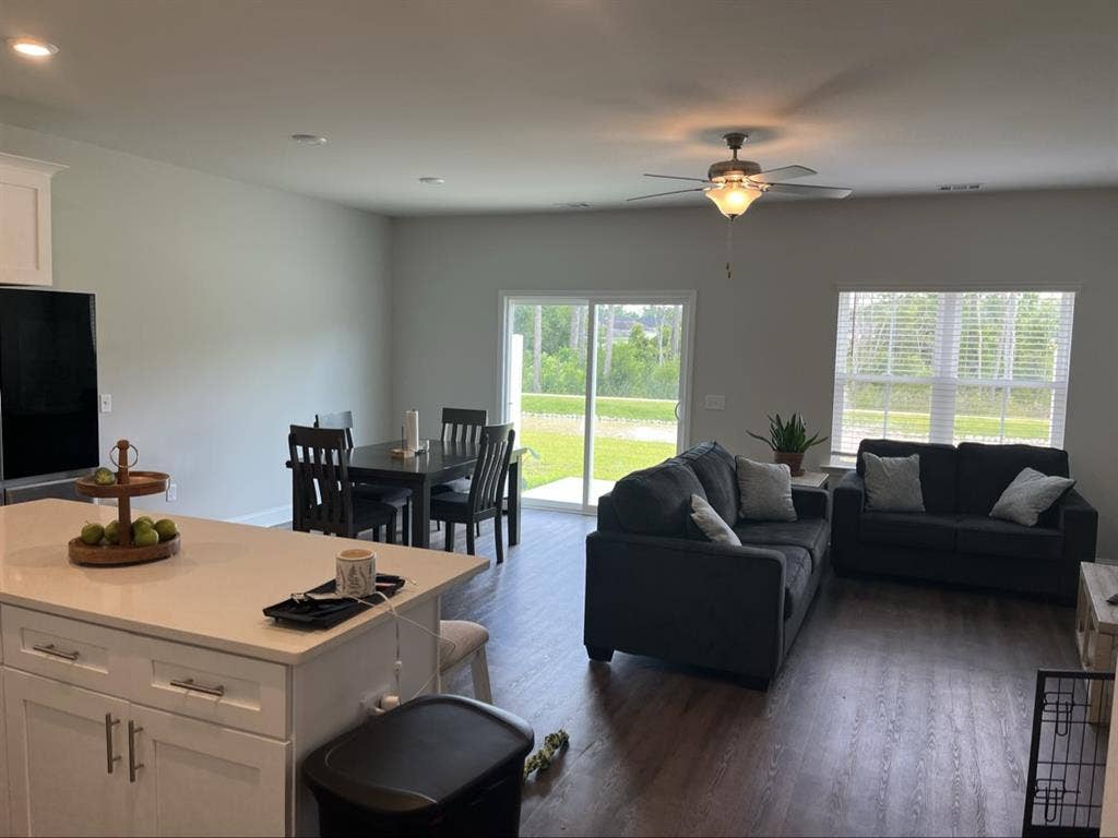 Bedroom for rent in Statesboro
