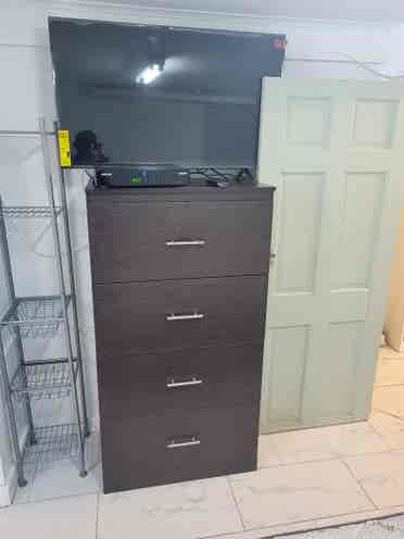 Furnished room in quiet private hse